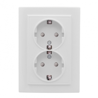 Розетка 2-местная СП с/з 16А белая с защ. штор. EKF Минск (10/200)