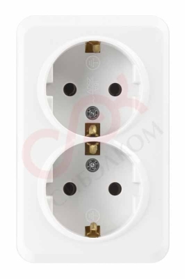 Розетка 2гн с з/к о/п белый 